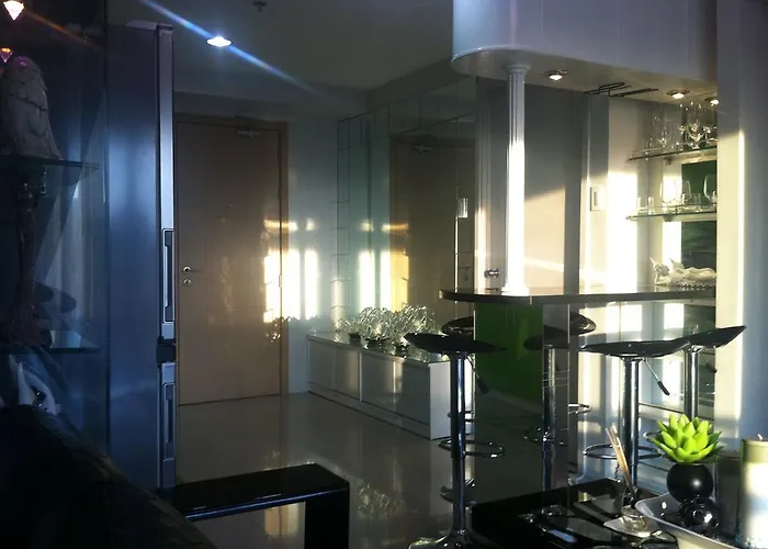 Sea Residences - Rheiyn * Manila