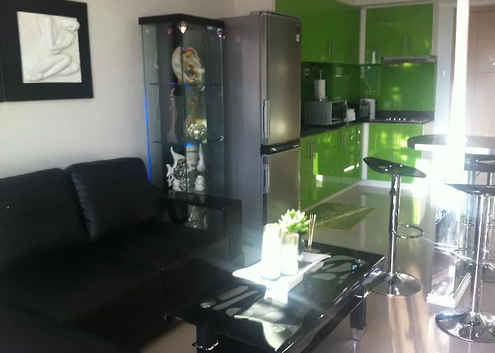 Sea Residences - Rheiyn Apartment